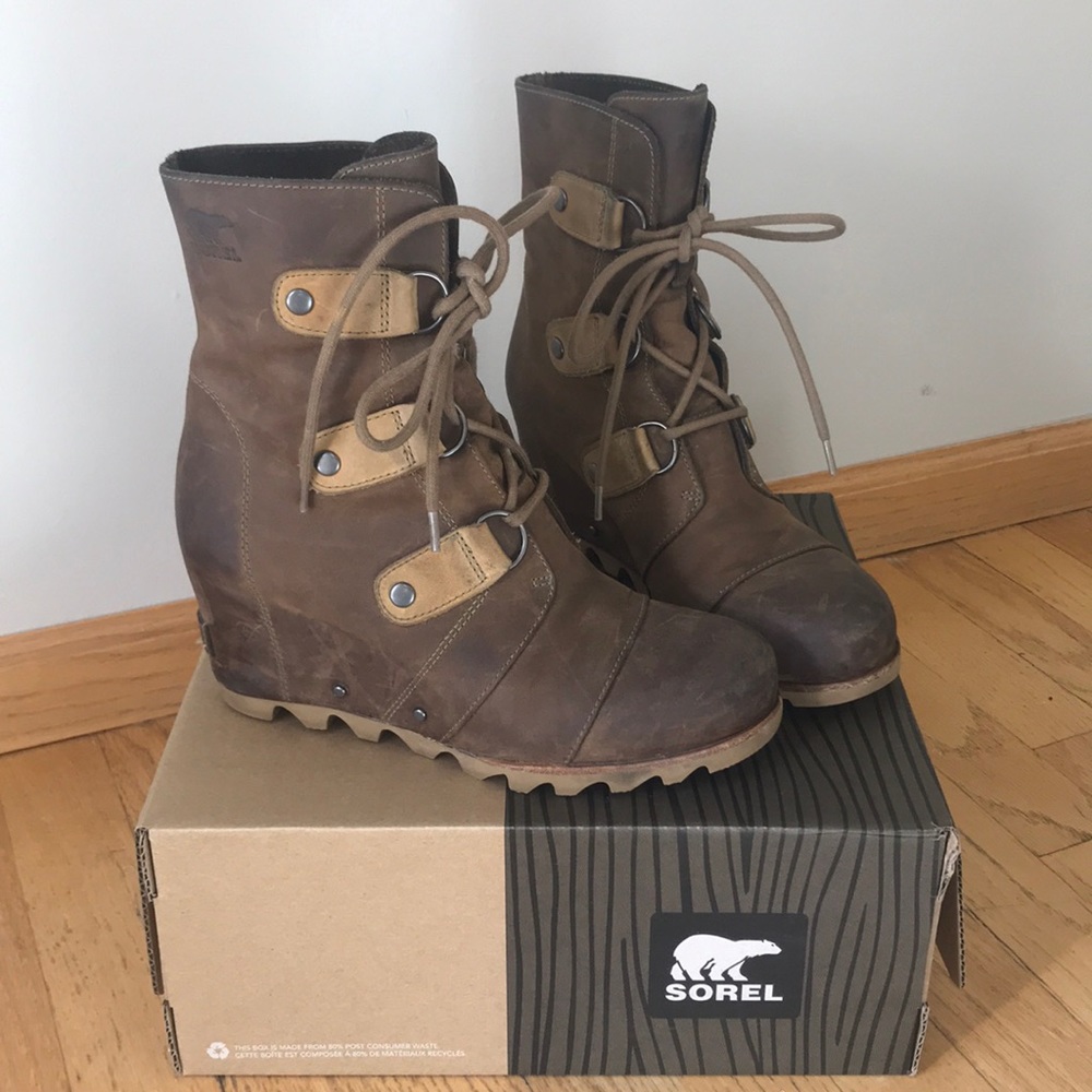 Sorel Joan of arctic wedge boot